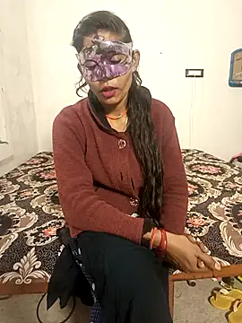 Snapshot of Real-Family chatting on January 10, 2026, 5:19 pm Real-Family online show from January 10, 2026, 5:19 pm