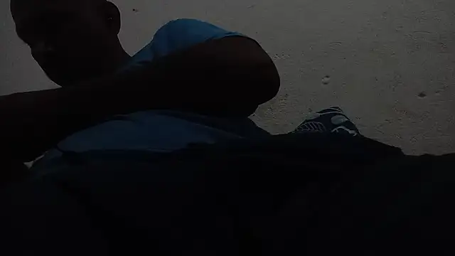 Snapshot of negrocomomisuerte chatting on November 30, 2025, 7:42 am negrocomomisuerte online show from November 30, 2025, 7:42 am