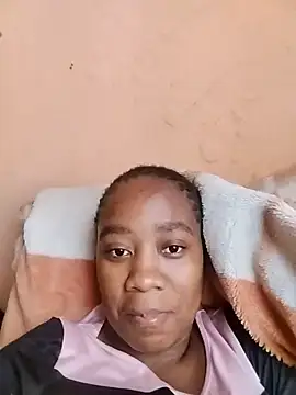 Snapshot of SexyLipss_ chatting on June 30, 2026, 9:42 am SexyLipss online show from June 30, 2026, 9:42 am