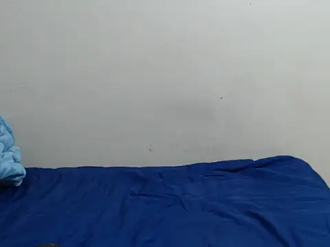 Snapshot of SexyLipss_ chatting on February 19, 2026, 3:47 am SexyLipss online show from February 19, 2026, 3:47 am