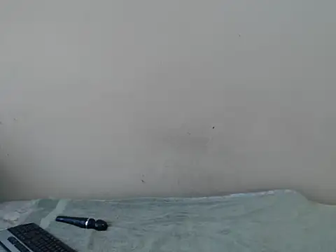 Snapshot of SexyLipss_ chatting on March 17, 2026, 8:50 am SexyLipss online show from March 17, 2026, 8:50 am