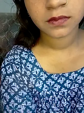 Snapshot of Neha533 chatting on May 4, 2026, 7:06 pm Neha533 online show from May 4, 2026, 7:06 pm
