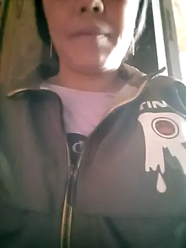 Sara pusyy online show from November 3, 2025, 4:07 am