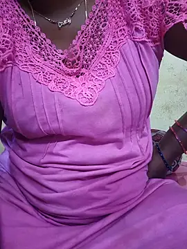 hyd couple7878 online show from December 17, 2025, 9:03 am