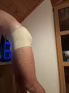 Esclav0 online show from November 18, 2025, 9:18 pm