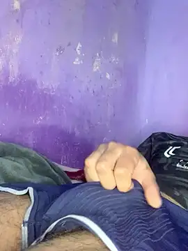 Snapshot of hotman29 chatting on February 3, 2026, 10:09 am hotman29 online show from February 3, 2026, 10:09 am