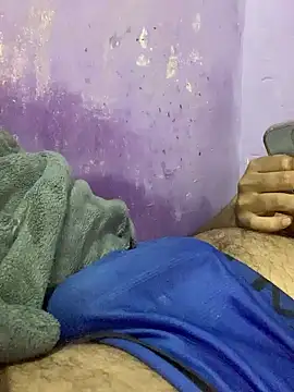 Snapshot of hotman29 chatting on November 15, 2025, 9:30 pm hotman29 online show from November 15, 2025, 9:30 pm