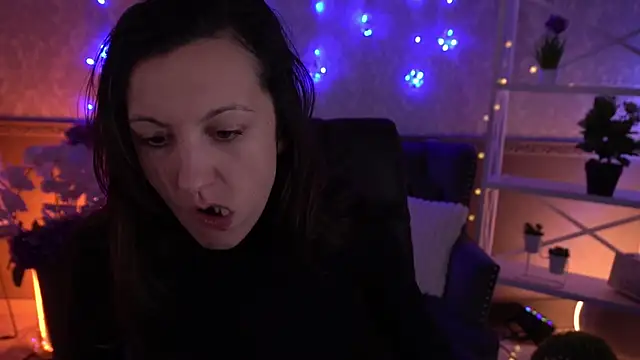 Snapshot of ZafiraMoonn chatting on January 13, 2026, 6:39 am ZafiraMoonn online show from January 13, 2026, 6:39 am