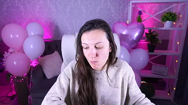 Snapshot of ZafiraMoonn chatting on February 16, 2026, 1:54 pm ZafiraMoonn online show from February 16, 2026, 1:54 pm