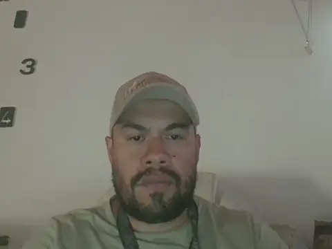 Snapshot of Ramses_36 chatting on June 20, 2026, 9:42 pm Ramses 36 online show from June 20, 2026, 9:42 pm