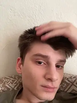 zackdelfon online show from November 21, 2025, 1:54 pm