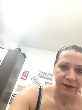 SugarDiamonds online show from October 1, 2025, 9:14 am