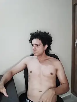 Snapshot of yourhotnik chatting on November 2, 2025, 11:32 pm yourhotnik online show from November 2, 2025, 11:32 pm