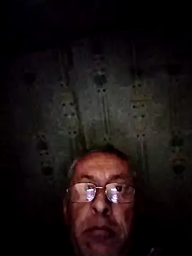 KAXABE11 online show from December 14, 2025, 5:51 pm