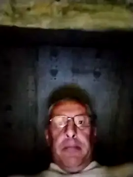 KAXABE11 online show from November 17, 2025, 7:18 pm