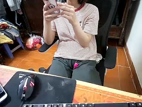 Snapshot of ---Lusi03--- chatting on April 2, 2026, 2:41 am ---Lusi03--- online show from April 2, 2026, 2:41 am
