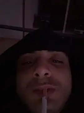 jiggy823 online show from November 3, 2025, 4:17 am