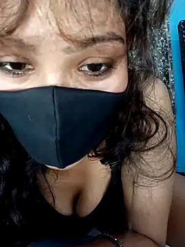 Saniya76 online show from November 5, 2025, 4:26 am