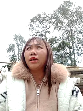 Snapshot of be-yeu chatting on December 16, 2025, 9:13 am be-yeu online show from December 16, 2025, 9:13 am