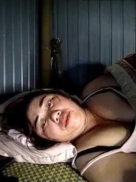 Snapshot of be-yeu chatting on December 15, 2025, 8:47 pm be-yeu online show from December 15, 2025, 8:47 pm