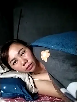 Snapshot of be-yeu chatting on December 2, 2025, 1:46 pm be-yeu online show from December 2, 2025, 1:46 pm