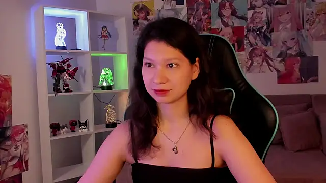 SaraDenars online show from November 12, 2025, 5:55 am