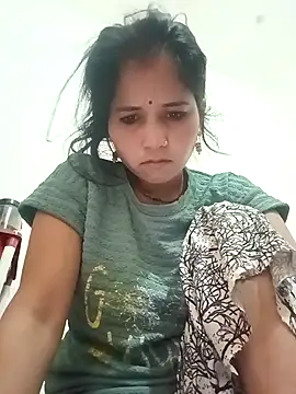 Snapshot of Sanjna_babby chatting on April 15, 2026, 3:34 am Sanjna babby online show from April 15, 2026, 3:34 am