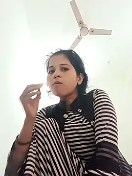 Snapshot of Sanjna_babby chatting on February 11, 2026, 6:13 am Sanjna babby online show from February 11, 2026, 6:13 am