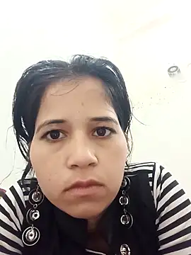 Snapshot of Sanjna_babby chatting on February 14, 2026, 4:34 am Sanjna babby online show from February 14, 2026, 4:34 am