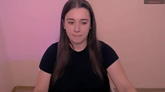 Snapshot of AlinaDoll_ chatting on March 9, 2026, 8:29 am AlinaDoll online show from March 9, 2026, 8:29 am