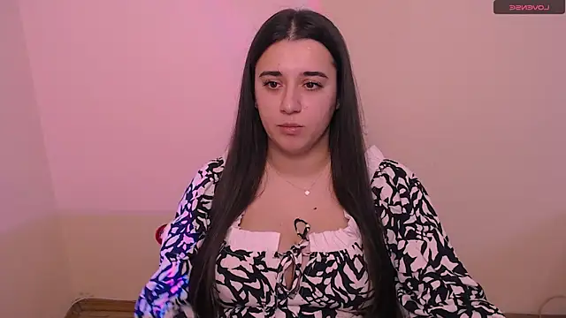 Snapshot of AlinaDoll_ chatting on February 12, 2026, 8:14 am AlinaDoll online show from February 12, 2026, 8:14 am
