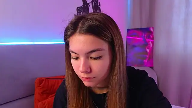 MargieDavidson online show from February 25, 2026, 7:41 am