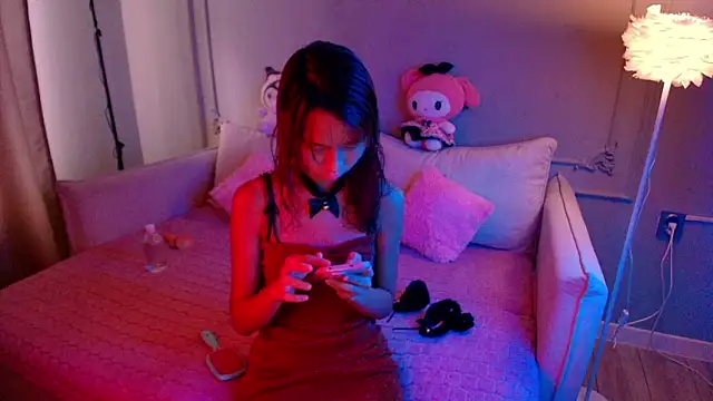 lihnpham online show from March 2, 2026, 3:07 am