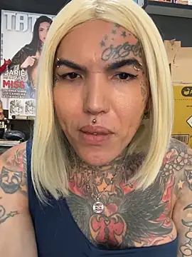 Snapshot of euscarlethotgirl chatting on November 13, 2025, 7:18 pm euscarlethotgirl online show from November 13, 2025, 7:18 pm