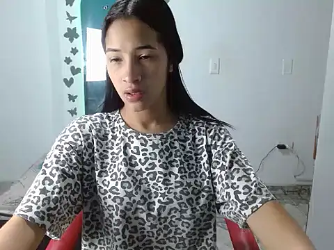 Snapshot of Tifanny_wett chatting on November 13, 2025, 12:31 pm Tifanny wett online show from November 13, 2025, 12:31 pm