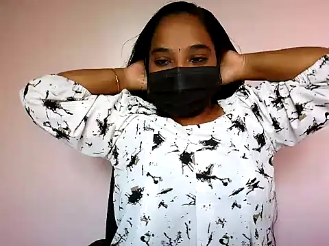 Snapshot of Mathi_cam chatting on June 23, 2026, 4:10 am Mathi cam online show from June 23, 2026, 4:10 am