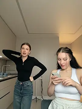 Snapshot of MelissaPinkiss chatting on December 4, 2025, 7:18 am MelissaPinkiss online show from December 4, 2025, 7:18 am