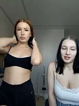 Snapshot of MelissaPinkiss chatting on November 30, 2025, 10:49 am MelissaPinkiss online show from November 30, 2025, 10:49 am