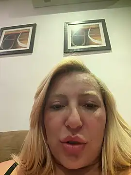 Snapshot of melisboa chatting on July 14, 2026, 2:38 am melisboa online show from July 14, 2026, 2:38 am