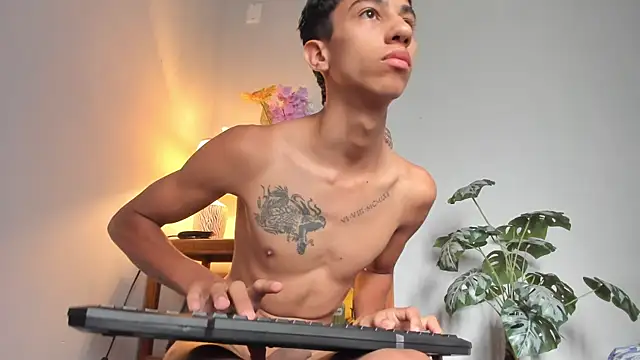 Snapshot of lucian_davii chatting on March 31, 2026, 2:52 pm lucian davii online show from March 31, 2026, 2:52 pm