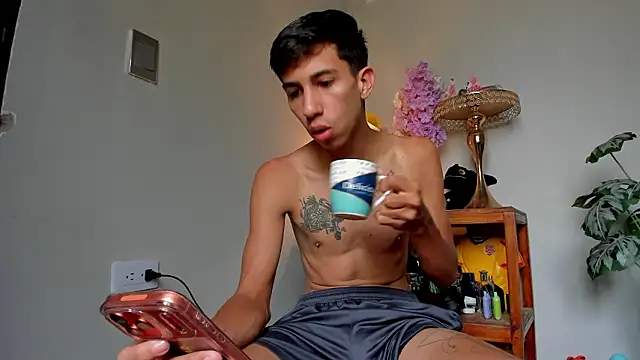 Snapshot of lucian_davii chatting on March 26, 2026, 2:26 pm lucian davii online show from March 26, 2026, 2:26 pm