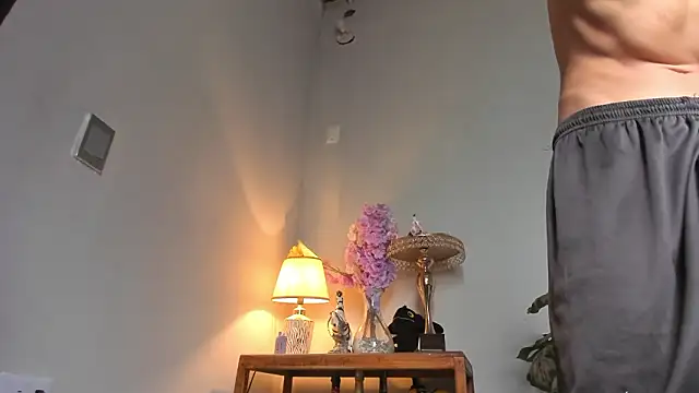 Snapshot of lucian_davii chatting on March 28, 2026, 3:35 pm lucian davii online show from March 28, 2026, 3:35 pm