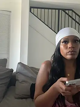 PrincessDreamm online show from March 10, 2026, 8:46 pm