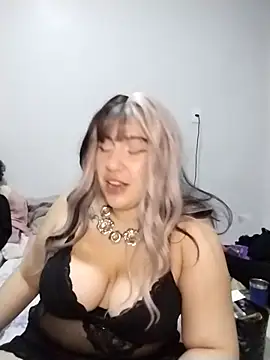 Snapshot of lele_inocente chatting on December 5, 2025, 2:32 am lele inocente online show from December 5, 2025, 2:32 am