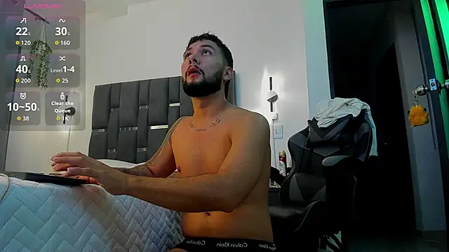 noah corvelle online show from November 25, 2025, 1:39 am