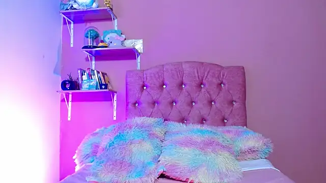 Snapshot of valkiry_ chatting on January 13, 2026, 6:56 pm valkiry online show from January 13, 2026, 6:56 pm