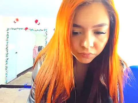 Snapshot of Aurora_sky9 chatting on November 7, 2025, 1:54 am Aurora sky9 online show from November 7, 2025, 1:54 am