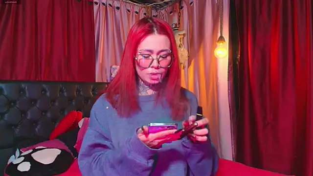 Mercurioo online show from November 28, 2025, 4:56 am