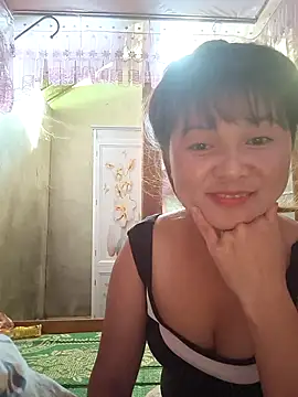 Snapshot of Panda-white chatting on November 12, 2025, 6:39 am Panda-white online show from November 12, 2025, 6:39 am