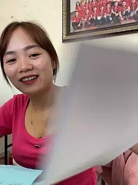 Snapshot of Bana-gibee chatting on April 29, 2026, 3:32 am Bana-gibee online show from April 29, 2026, 3:32 am